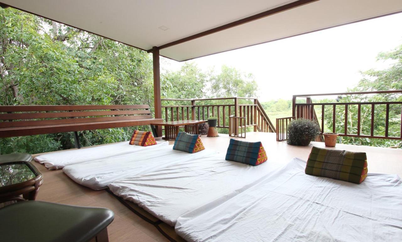 Baanbua Nonlen Hotel Udonthani Kültér fotó