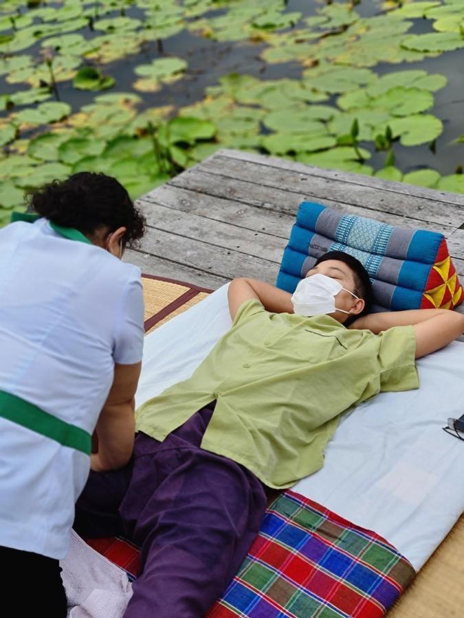 Baanbua Nonlen Hotel Udonthani Kültér fotó