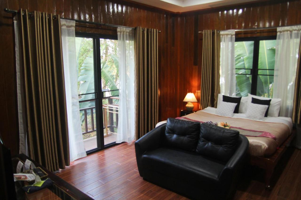 Baanbua Nonlen Hotel Udonthani Kültér fotó