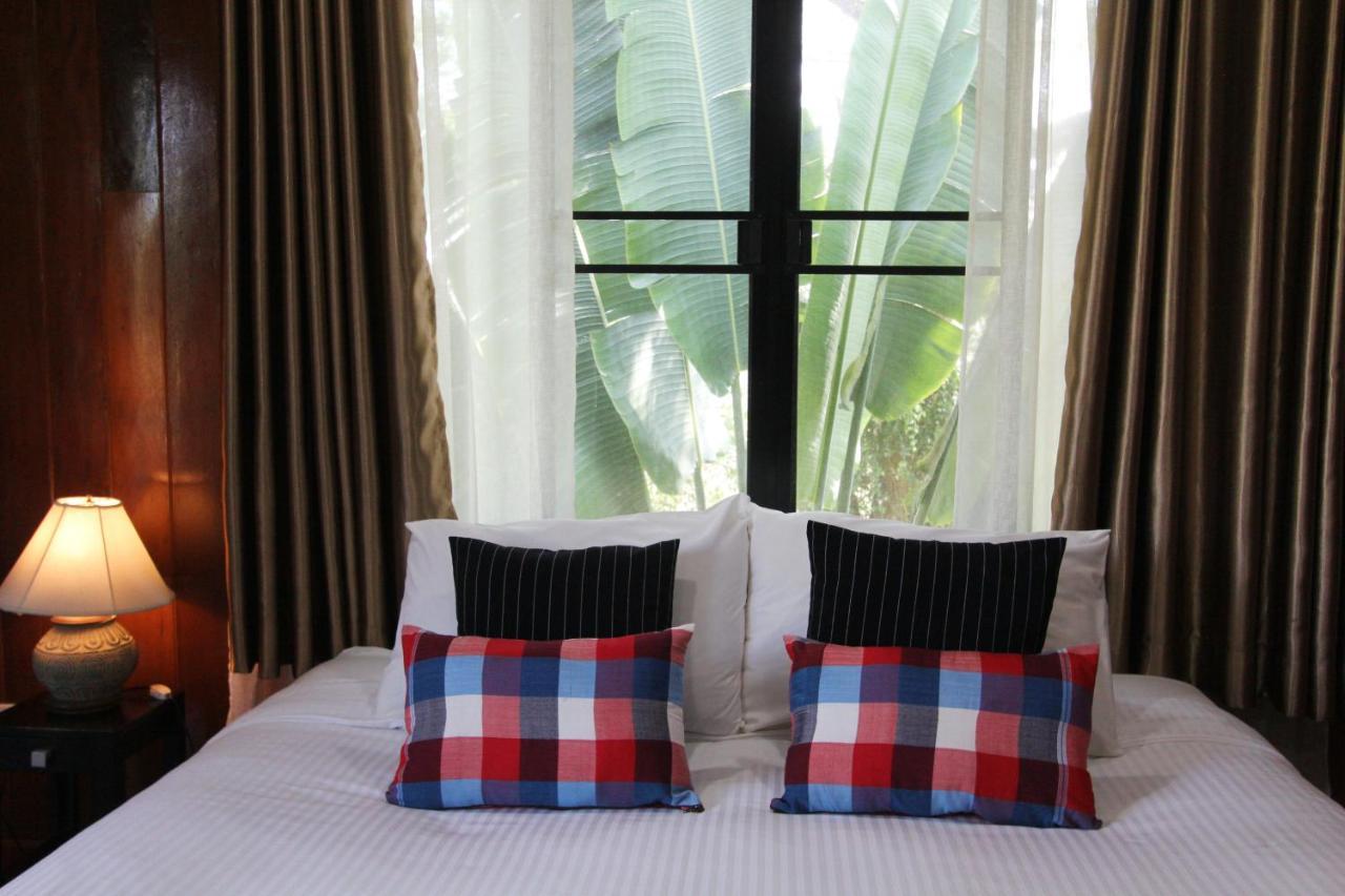 Baanbua Nonlen Hotel Udonthani Kültér fotó