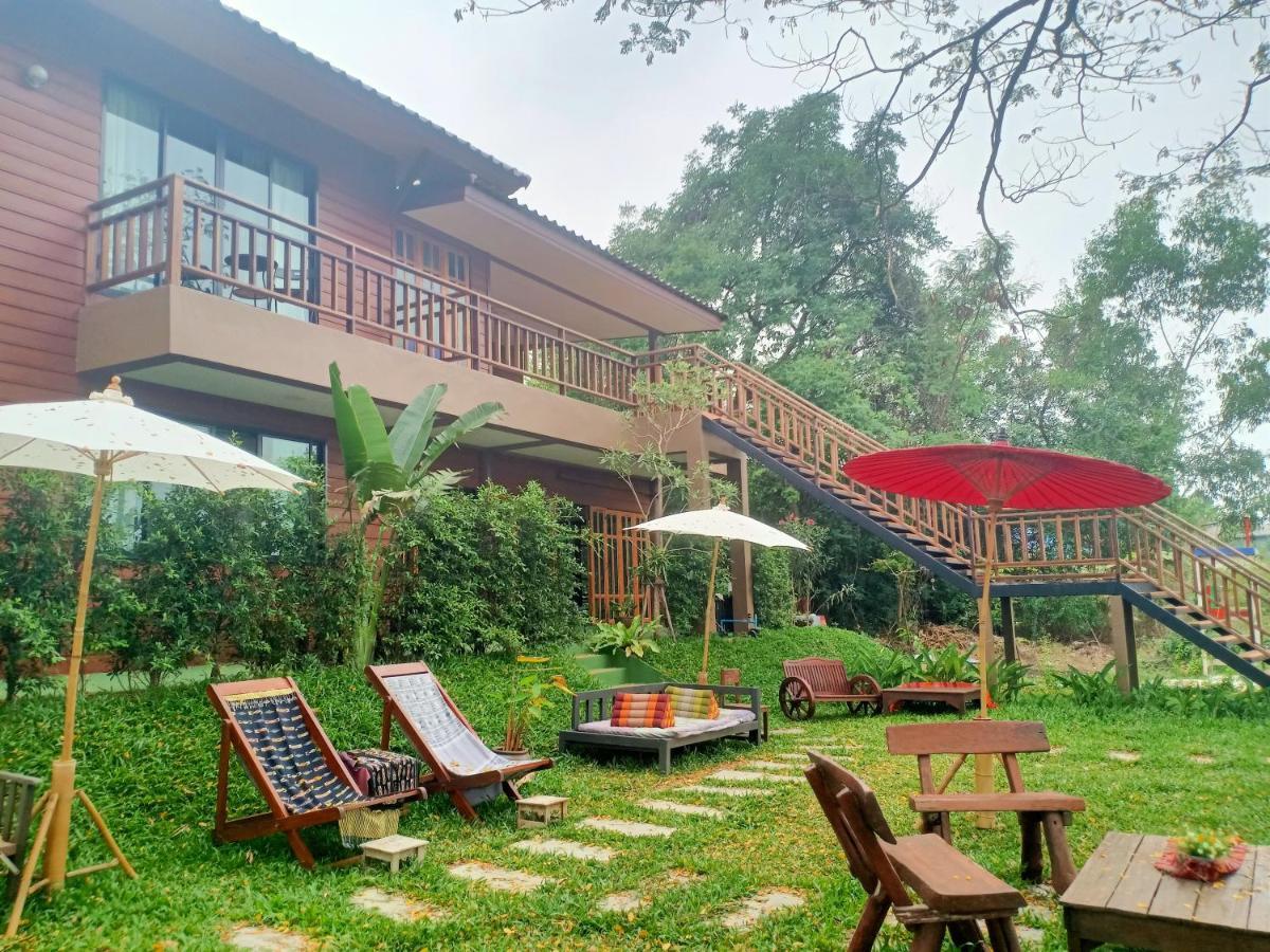 Baanbua Nonlen Hotel Udonthani Kültér fotó